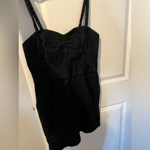 Wilfred sweetheart neckline dress